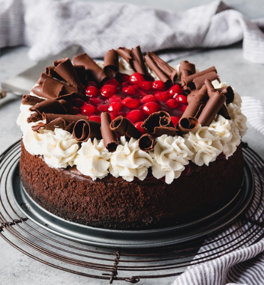 BLACK FOREST CHEESE CAKE